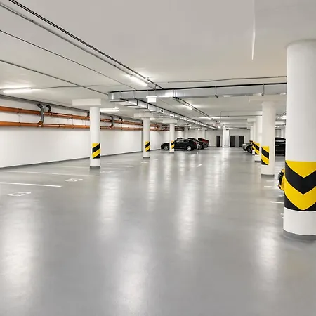 Premium In The Center - Free Parking - Ev Charging Apartman